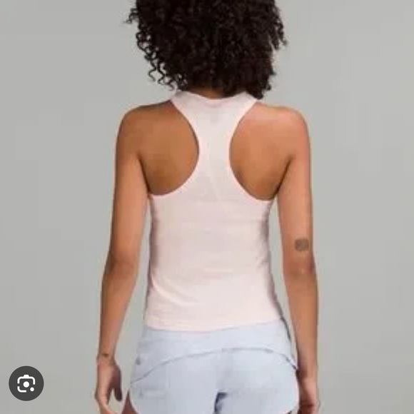 Lululemon swiftly racer back tank 2.0 in color strawberry milkshake. Size 6 - Picture 2 of 5